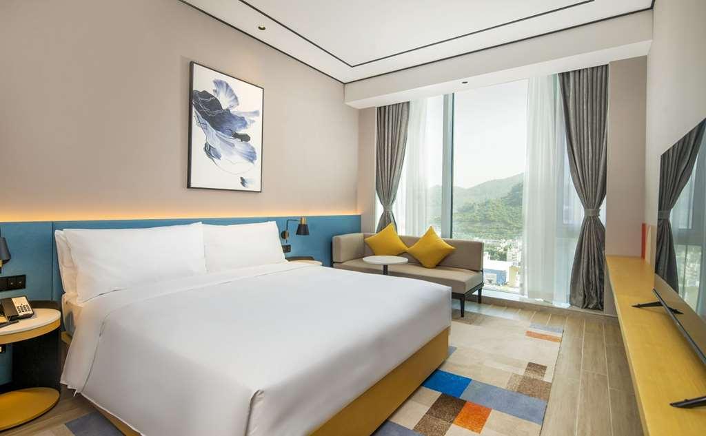 Hilton Garden Inn Shenzhen Airport,Enjoy 24-Hour One Way Free Delivery From Hotel To Shenzhen Baoan Airport On The Hour Pokój zdjęcie